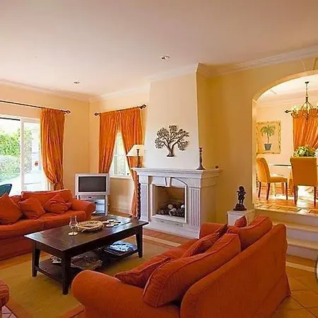 Sleeps 8 Pool Air Con Wifi Villa *